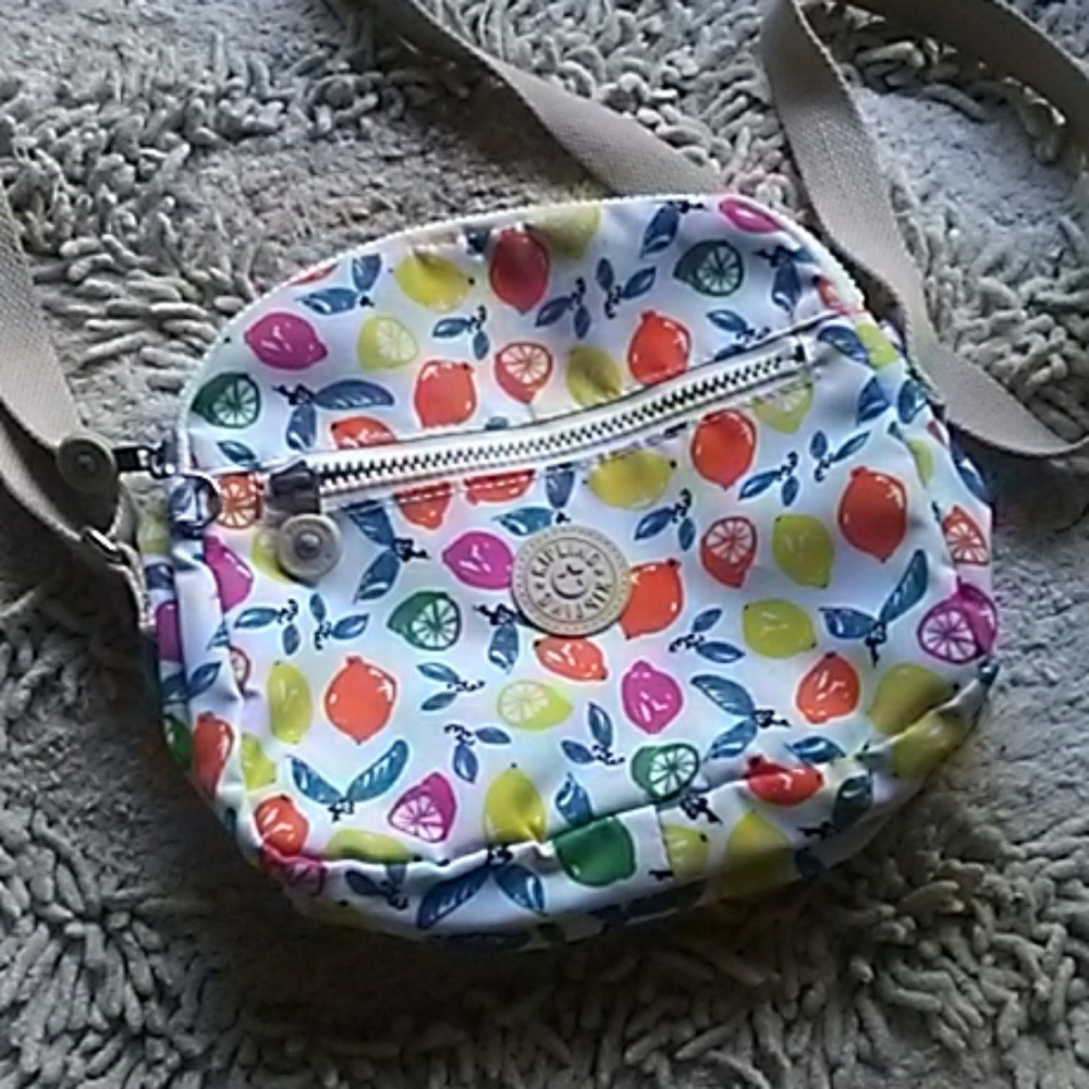 🍋 KIPLING Citrus Smash print bag